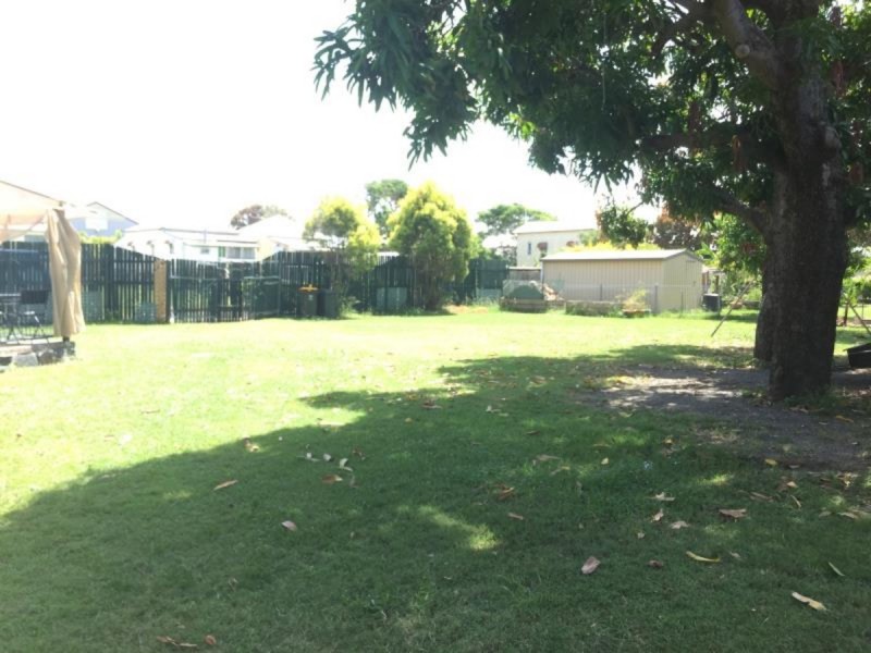 280 East Street, Depot Hill QLD 4700